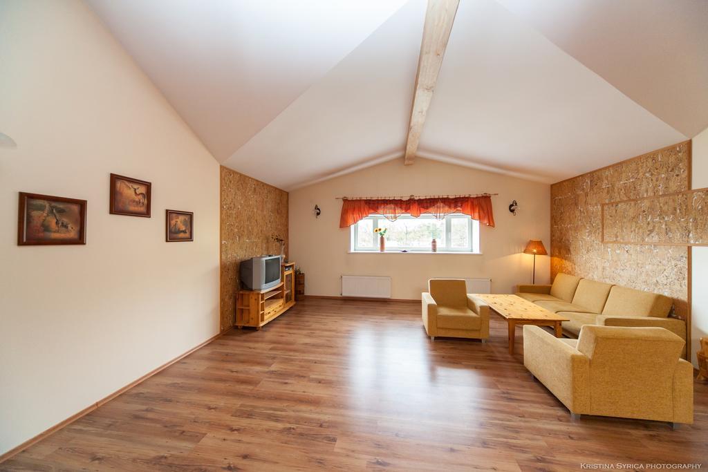 Ferienwohnung Apartamenti Alto & Ko Jūrkalne Zimmer foto